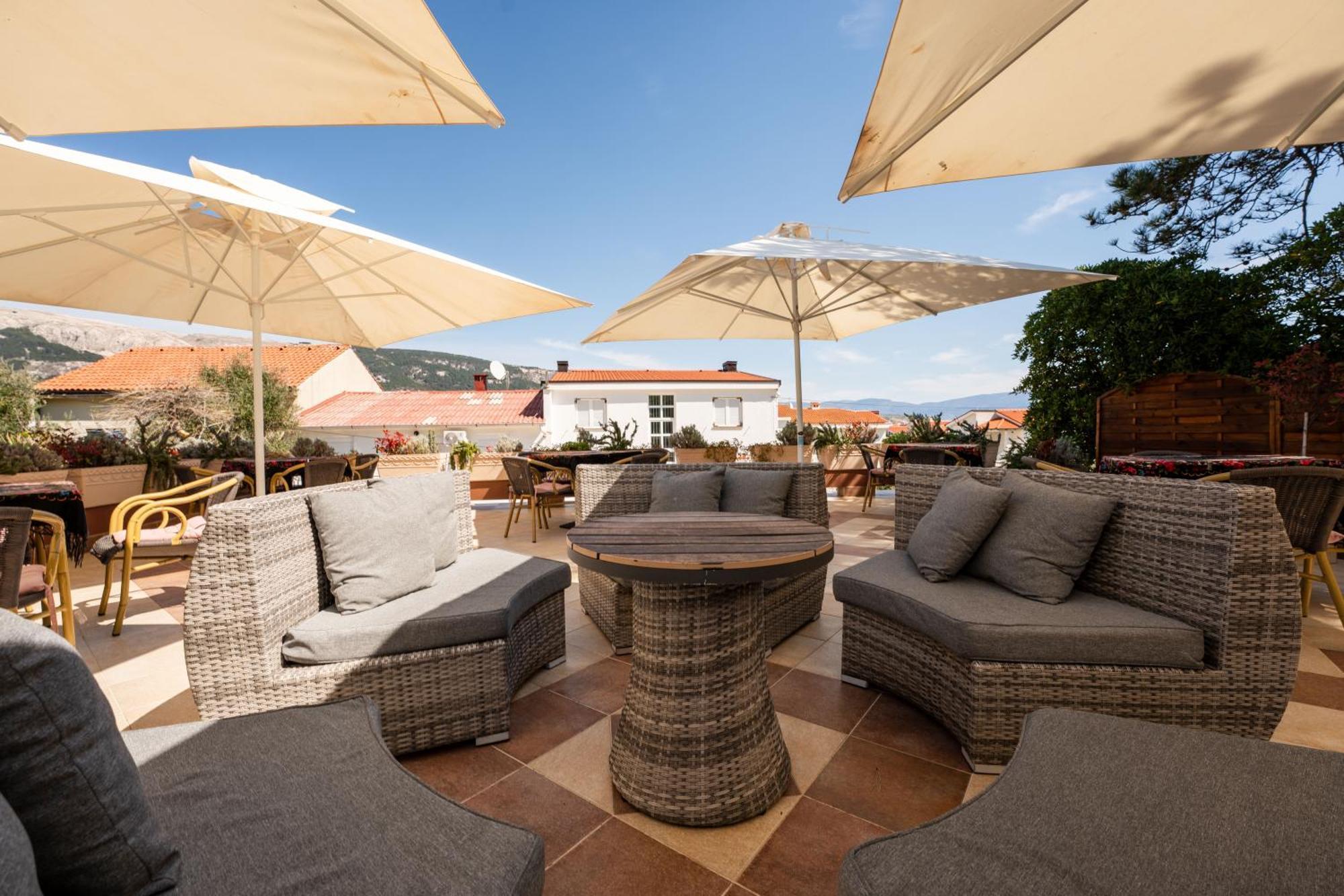 Bed&Breakfast Villa Terezija Baška Buitenkant foto